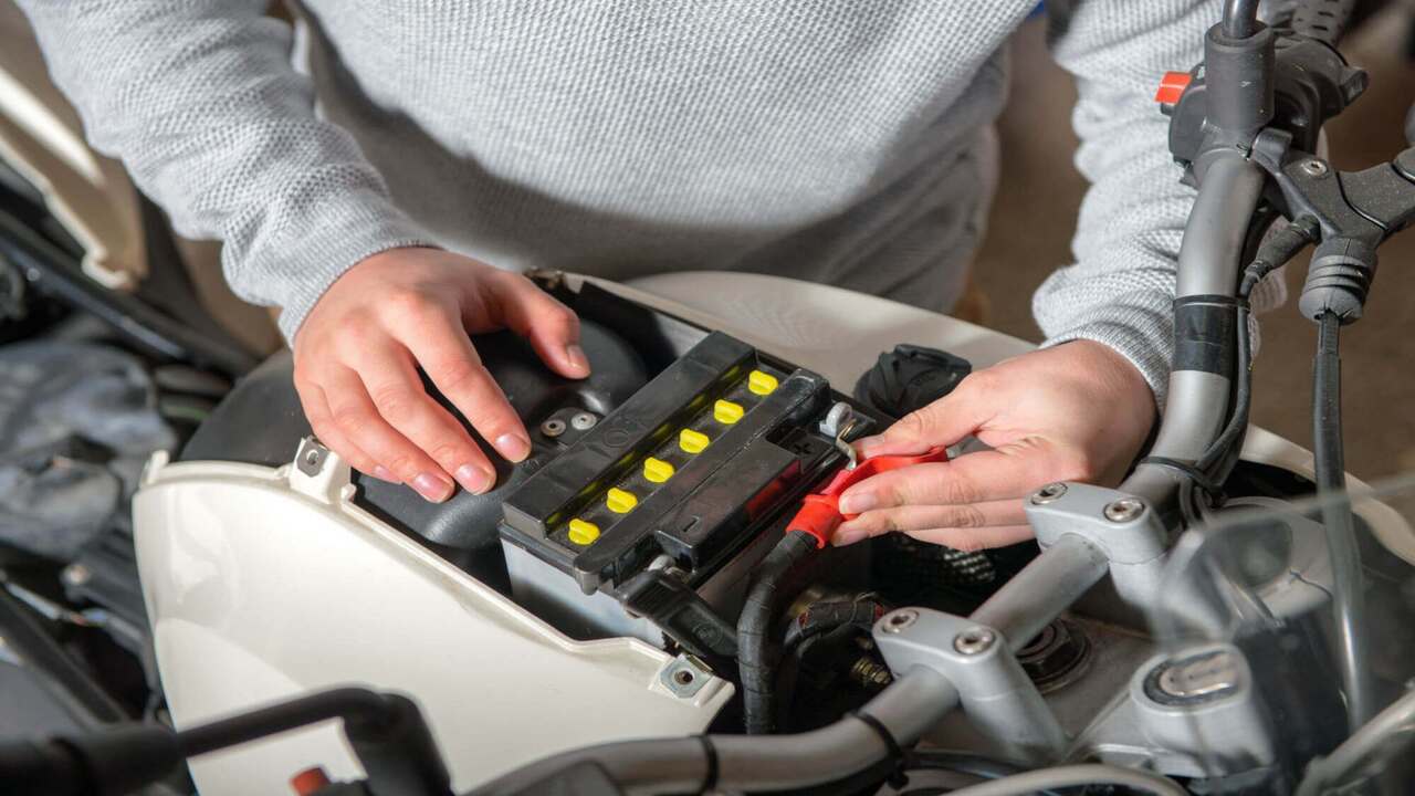 Common Signs That Indicate It's Time To Replace Your Harley Davidson Battery