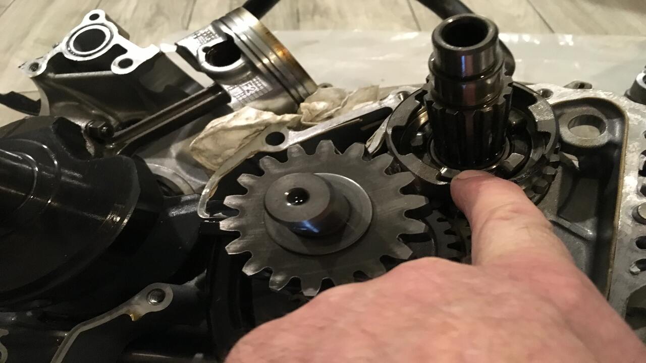 Gears Sticking, Slipping & Grinding
