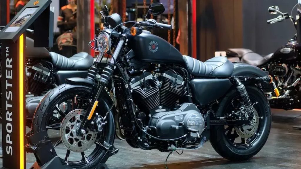 Everything You Need to Know About Iron 883 vs. Sportster 883