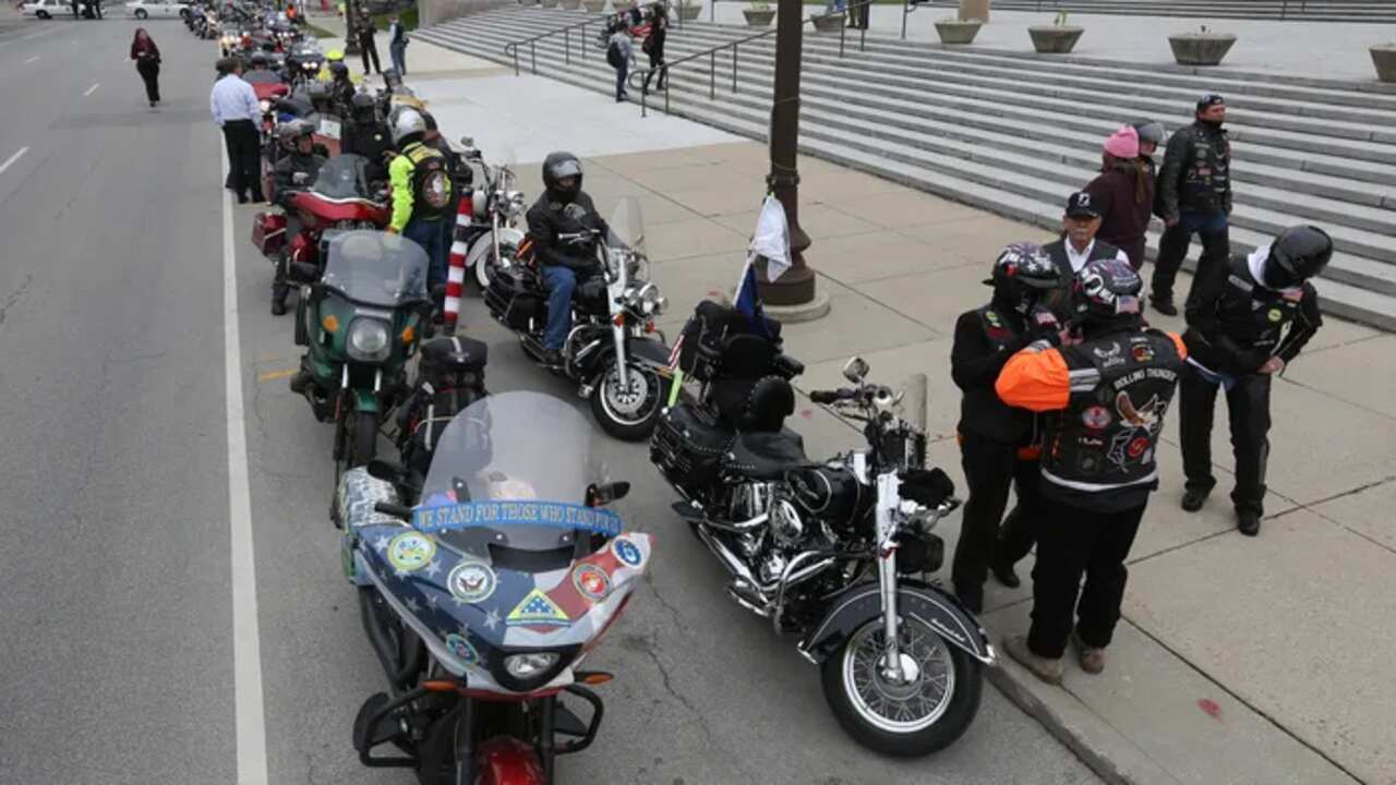How Do I Get Tickets For Rolling Thunder Ride To The Wall