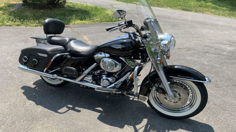 thumbnail image 2 of Chrome Rear Fender Rail Trim For Harley Road King Classic FLHRCI – 1980-2008 Fit 2 of 4