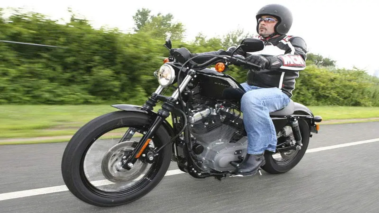 The Harley Sportster Custom 1200's Riding Experience