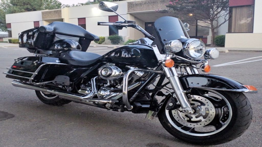 Ultimate Road King Windshields Ride with Unmatched Style
