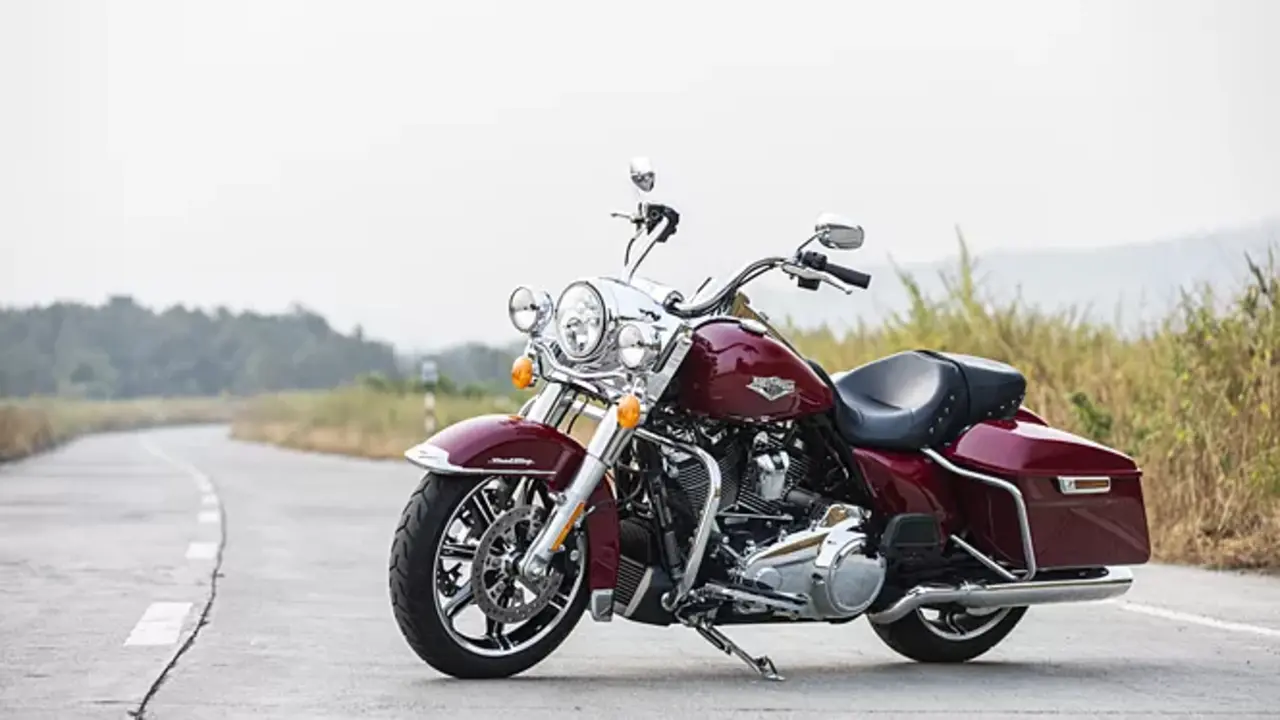 Variants Of Harley Davidson-Road King