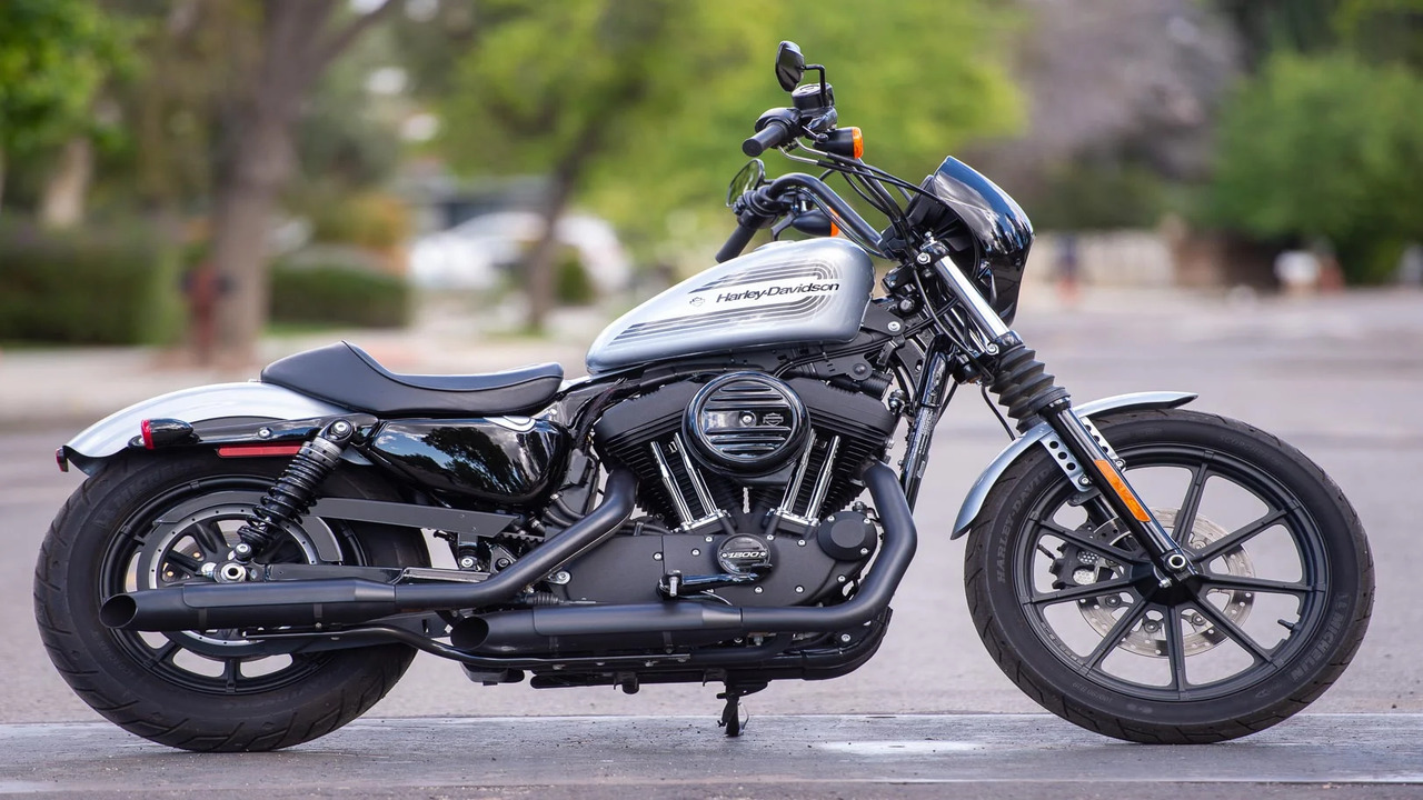 A Quick Glance At The Harley Sportster Iron 1200