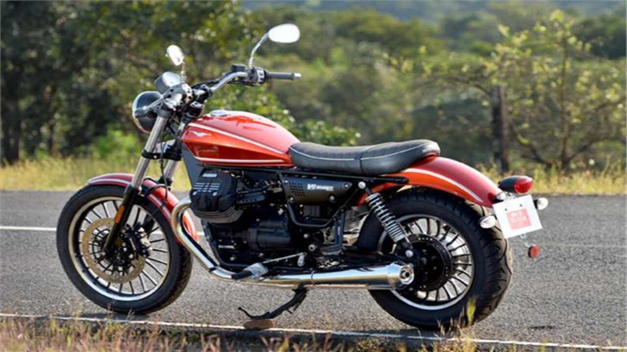 Features of The Thrill Of Moto Guzzi V9 Roamer Limited