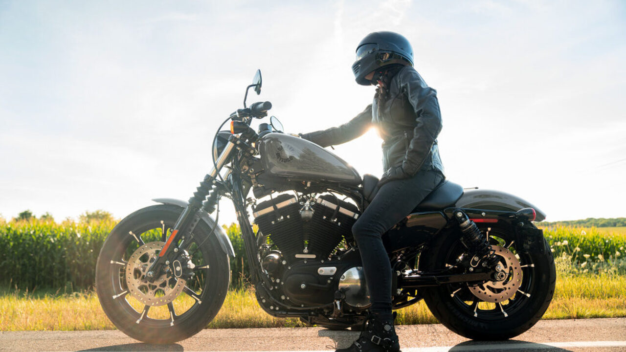The Harley Sportster Xlh883 Overview And Features